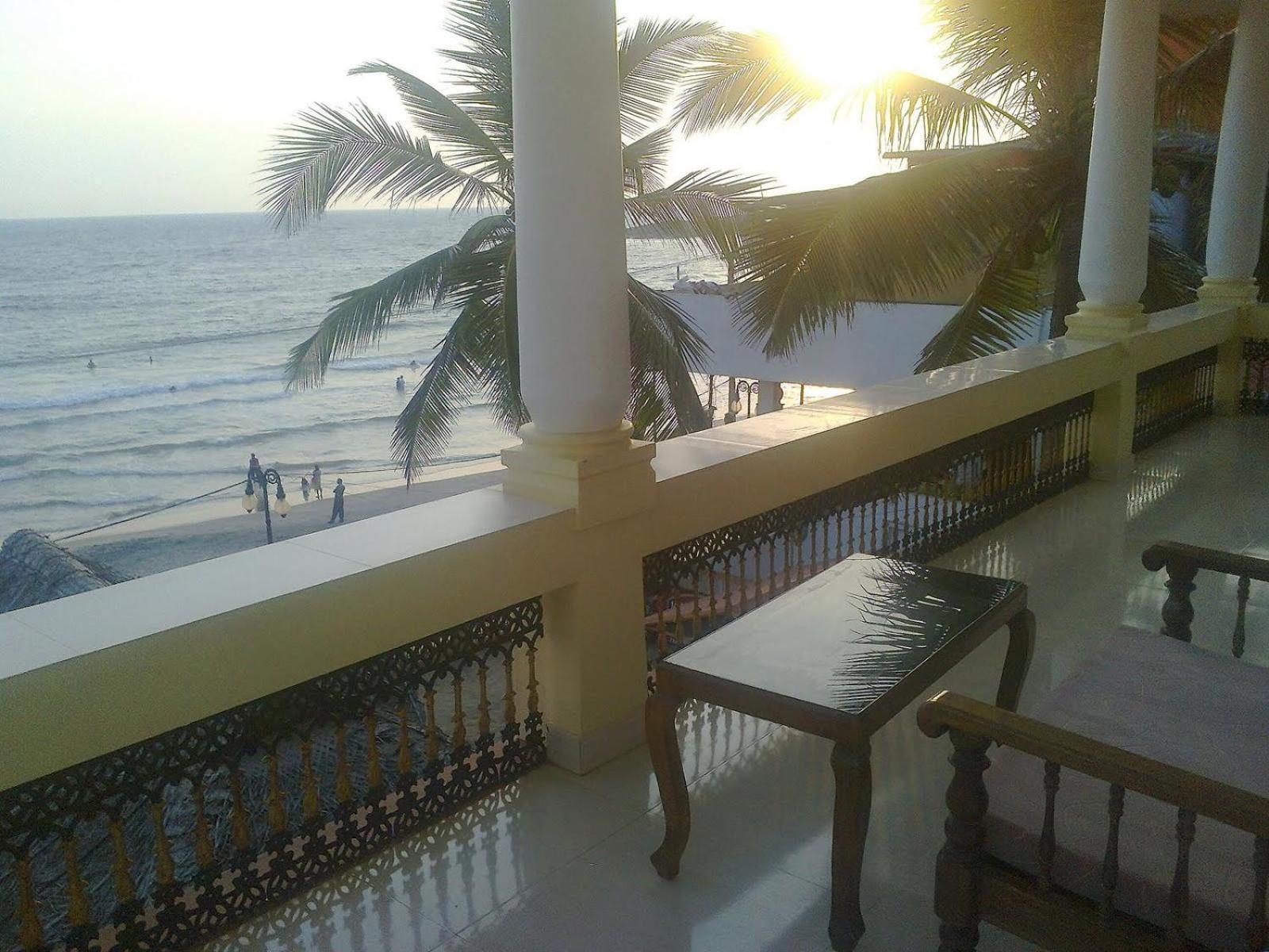 Beach Florra Inn Kovalam Exterior photo