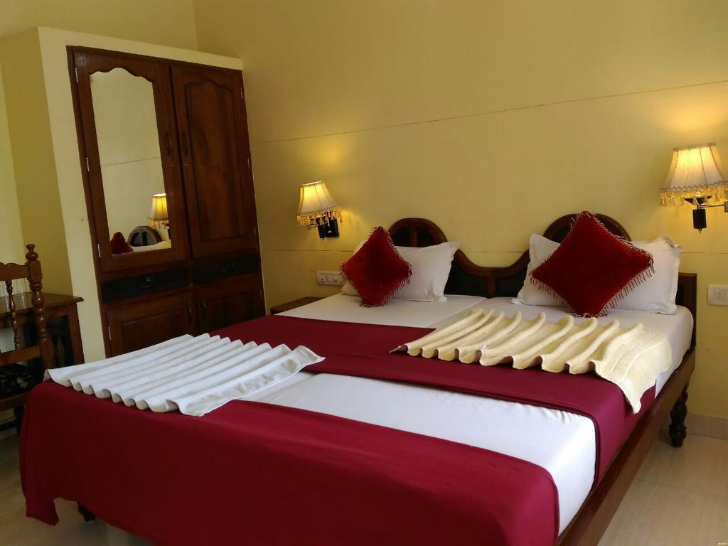 Beach Florra Inn Kovalam Exterior photo