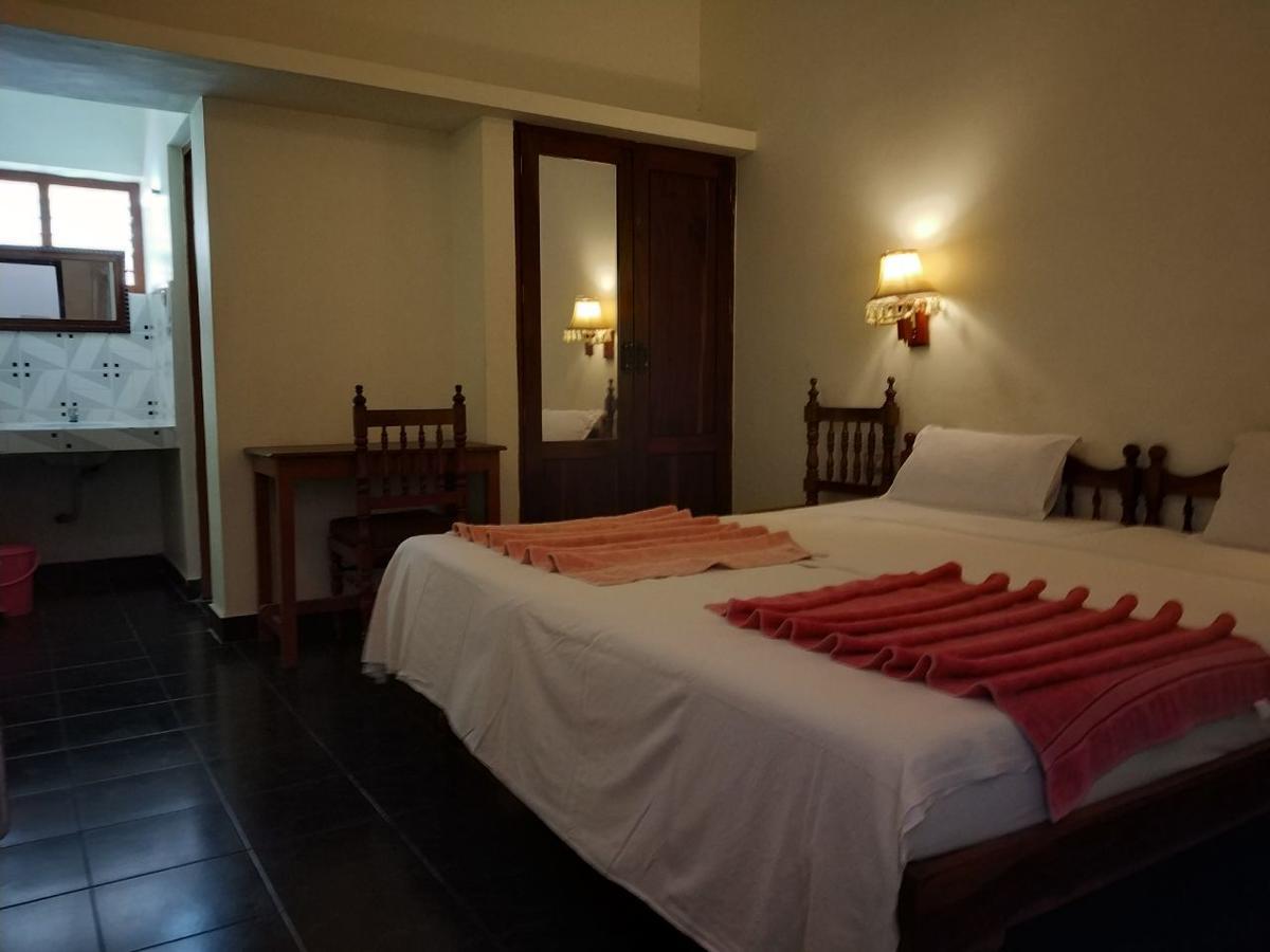Beach Florra Inn Kovalam Exterior photo